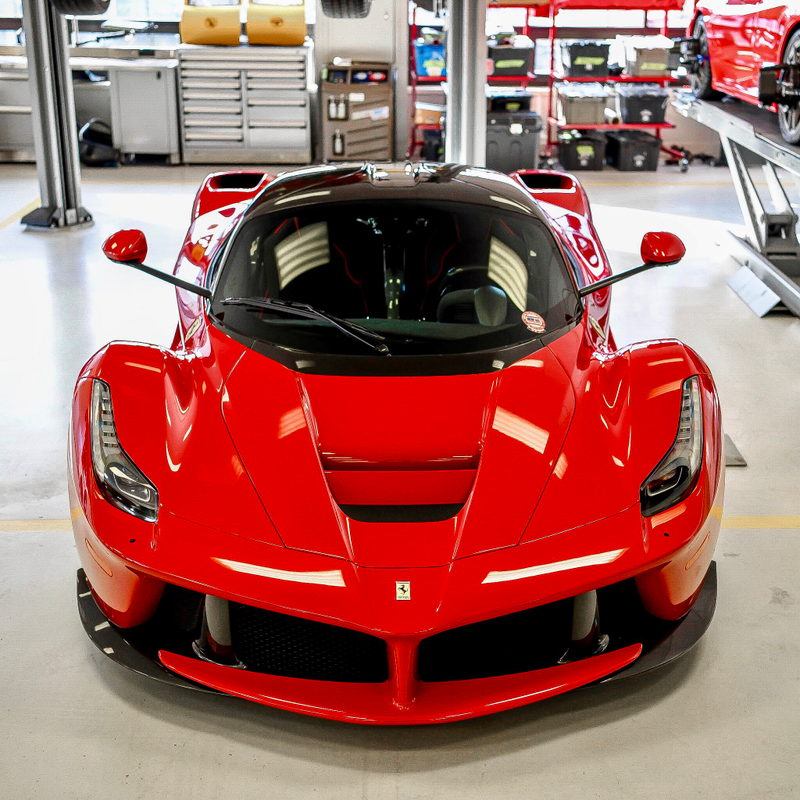 Illustration for article titled Colori di LaFerrari photodump